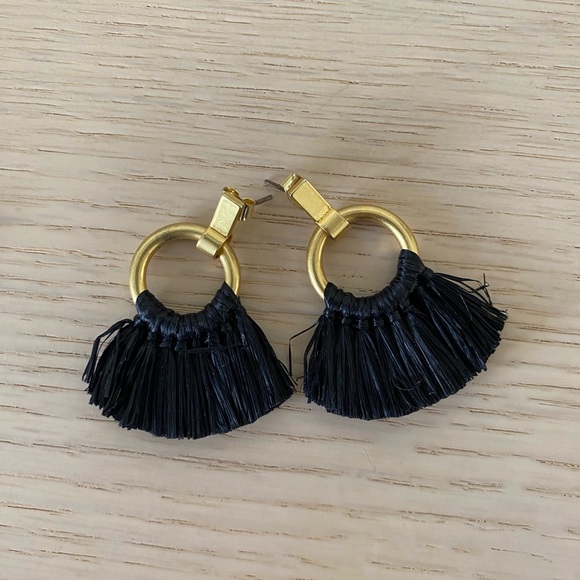Madewell earrings - 3 pairs of hoops with fringe / tassels - Picture 2 of 4